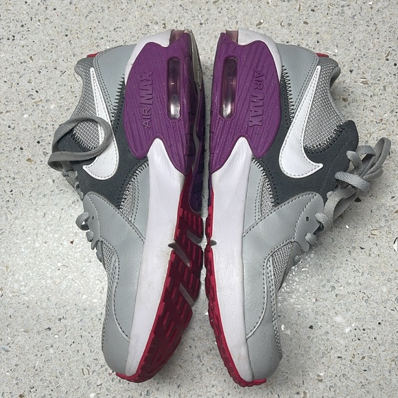 Nike Air size 4 - Picture 3 of 7